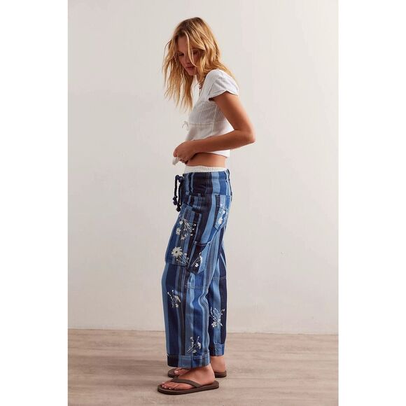 New Free People We The Free Cove Crop Pull-On Jeans Size XS - Picture 3 of 10